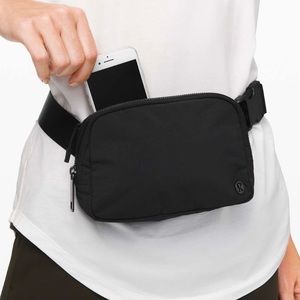 Original Lululemon Everywhere Belt Bag Black Crinkle Nylon 1L
